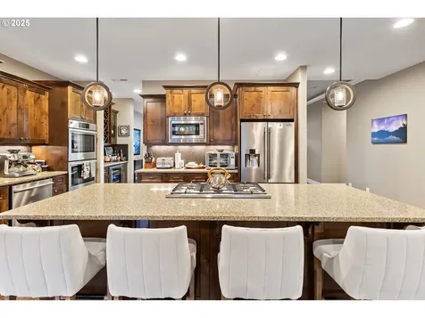 12500 NW 48th Court Vancouver WA 98685