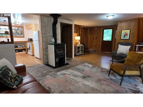 26022 S Elwood Road Colton OR 97017
