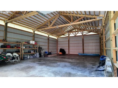 26022 S Elwood Road Colton OR 97017