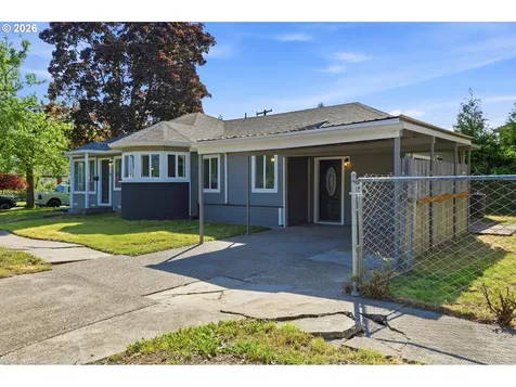 1303 NE Logan Street Mcminnville OR 97128