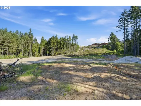 2215 Garfield Street North Bend OR 97459
