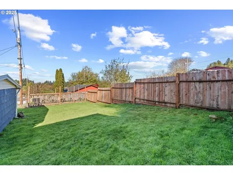 900 Doyle Street Reedsport OR 97467