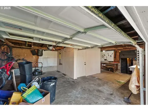 900 Doyle Street Reedsport OR 97467