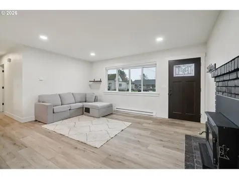 712 S Willamette Street Newberg OR 97132