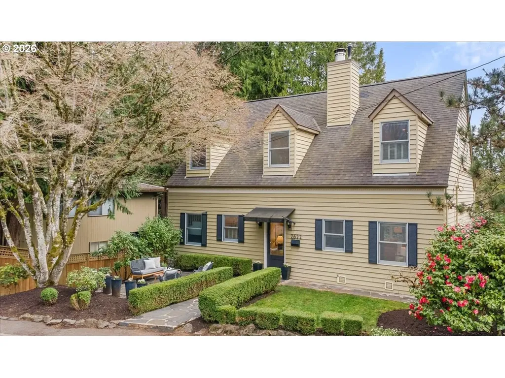 2622 SW Davenport Court Portland OR 97201