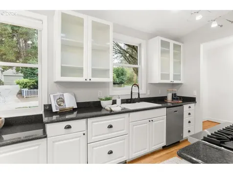 2622 SW Davenport Court Portland OR 97201