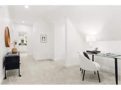 2622 SW Davenport Court Portland OR 97201