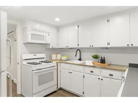 2622 SW Davenport Court Portland OR 97201