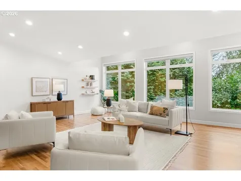 2622 SW Davenport Court Portland OR 97201