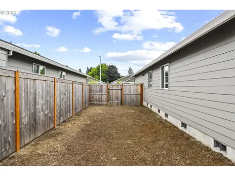 331 Cornwell Street Woodburn OR 97071