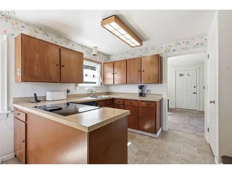 3115 SW Illinois Street Portland OR 97239