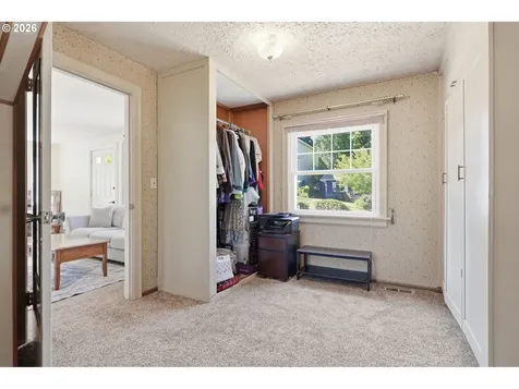 3115 SW Illinois Street Portland OR 97239