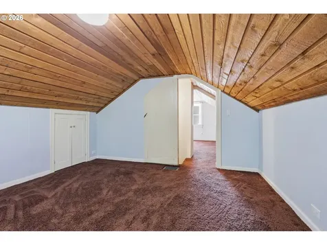 3115 SW Illinois Street Portland OR 97239