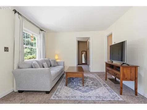 3115 SW Illinois Street Portland OR 97239