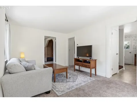 3115 SW Illinois Street Portland OR 97239