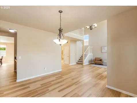 1100 SE Walter Circle Troutdale OR 97060