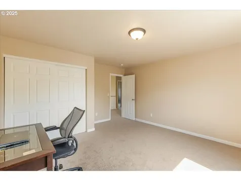 1100 SE Walter Circle Troutdale OR 97060