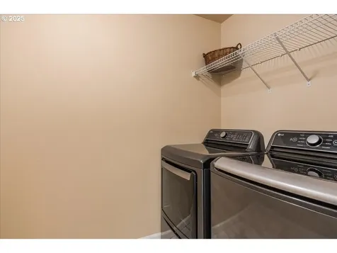 1100 SE Walter Circle Troutdale OR 97060