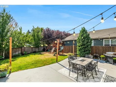 1100 SE Walter Circle Troutdale OR 97060