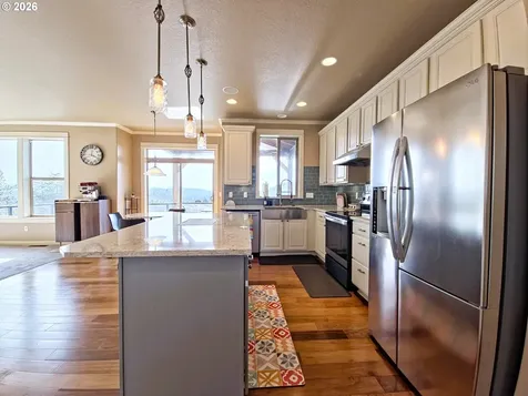 11556 SE Cascade View Drive Happy Valley OR 97086