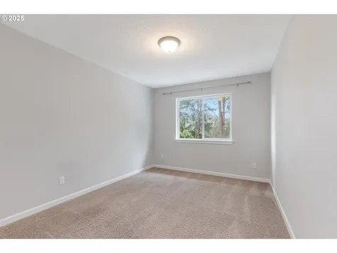 11369 NW 325th Avenue North Plains OR 97133