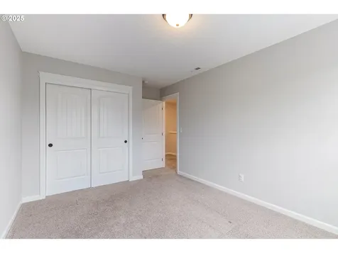 11369 NW 325th Avenue North Plains OR 97133