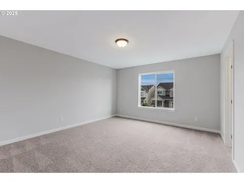 11369 NW 325th Avenue North Plains OR 97133