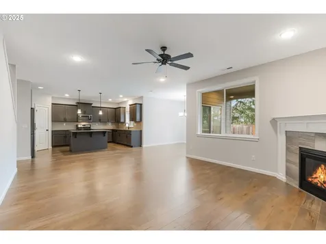 11369 NW 325th Avenue North Plains OR 97133