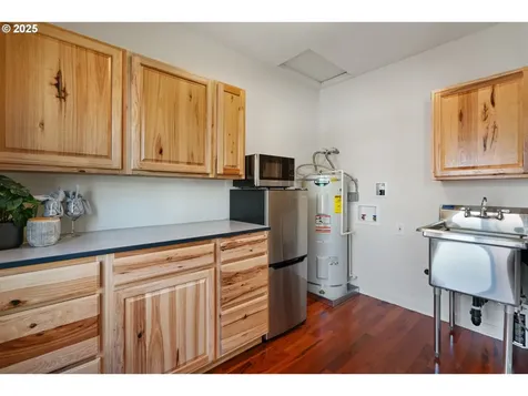 1127 NW Irving Street Portland OR 97209