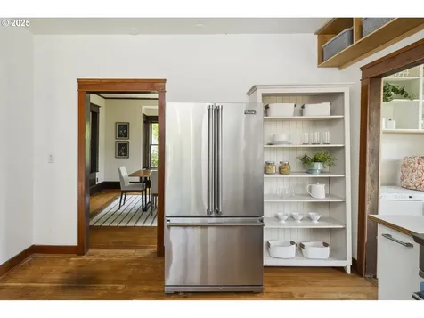 4919 NE 18th Avenue Portland OR 97211