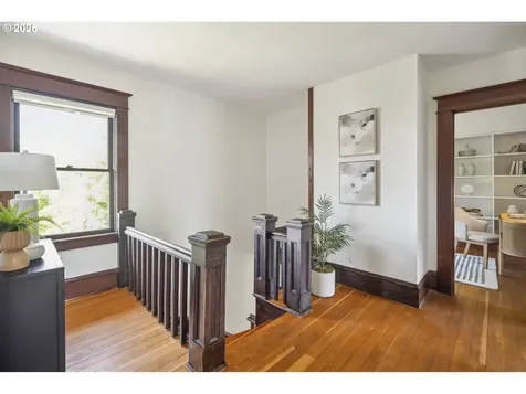 4919 NE 18th Avenue Portland OR 97211