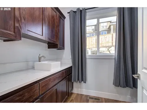 1920 NW Klickitat Street Camas WA 98607