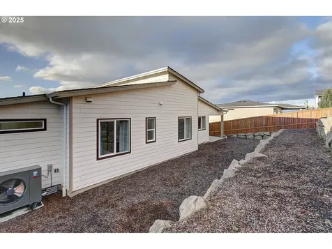1920 NW Klickitat Street Camas WA 98607