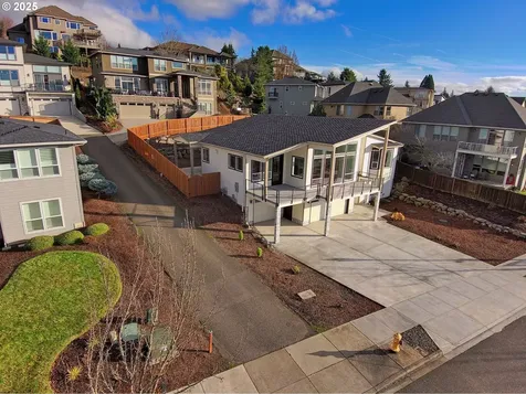 1920 NW Klickitat Street Camas WA 98607