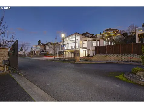 1920 NW Klickitat Street Camas WA 98607