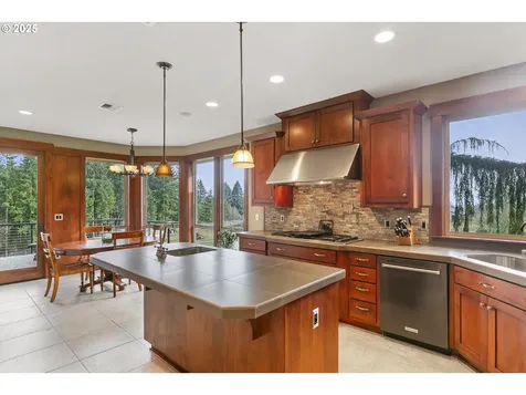 2316 NW 379th Street La Center WA 98629
