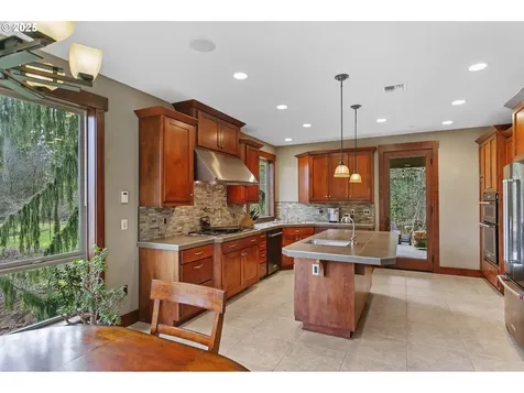 2316 NW 379th Street La Center WA 98629