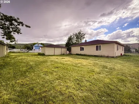 2190 18th Street Baker City OR 97814