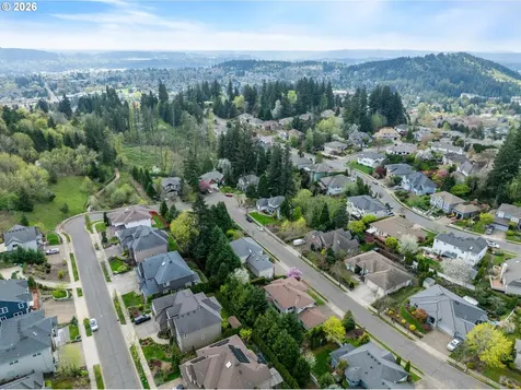 11864 SE Hunter Drive Happy Valley OR 97086