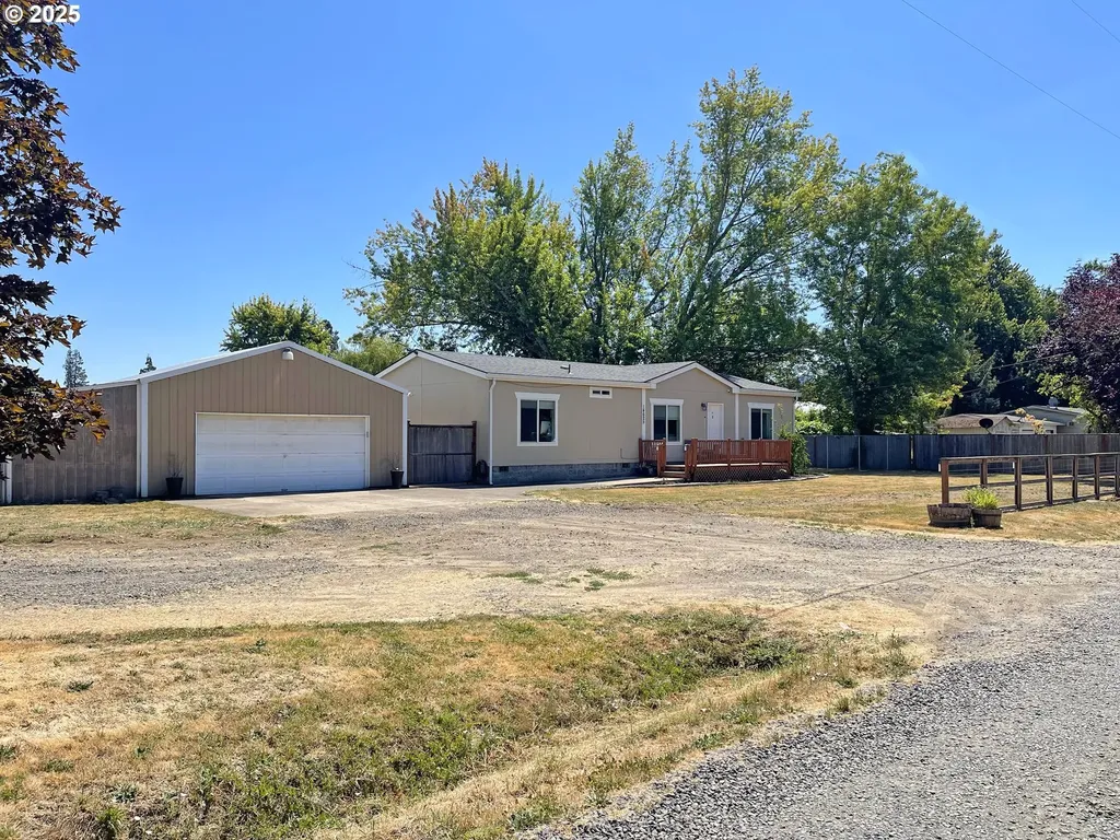 14625 SE 1st Street Mcminnville OR 97128
