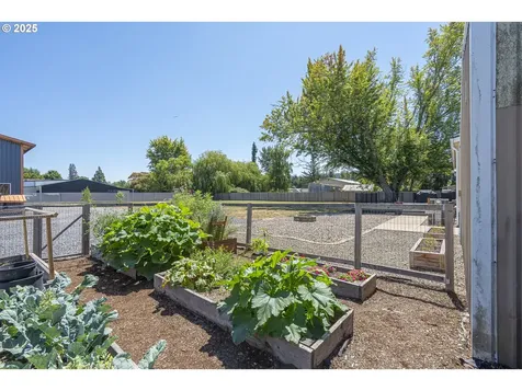 14625 SE 1st Street Mcminnville OR 97128