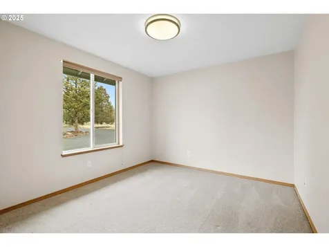 11122 SW Peninsula Drive Terrebonne OR 97760