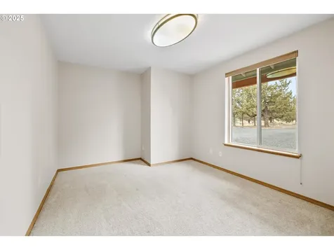 11122 SW Peninsula Drive Terrebonne OR 97760