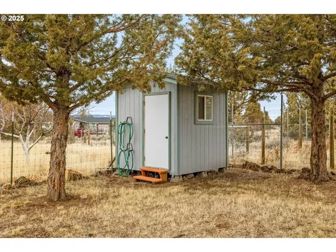 11122 SW Peninsula Drive Terrebonne OR 97760