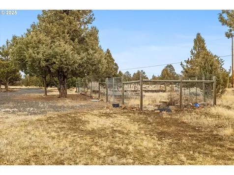 11122 SW Peninsula Drive Terrebonne OR 97760