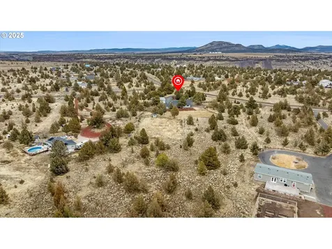 11122 SW Peninsula Drive Terrebonne OR 97760