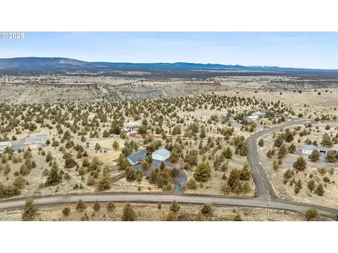 11122 SW Peninsula Drive Terrebonne OR 97760