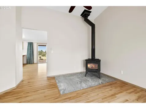 11122 SW Peninsula Drive Terrebonne OR 97760