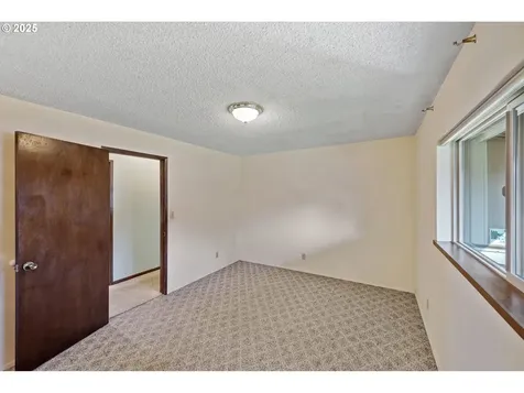 795 14th Avenue Coos Bay OR 97420