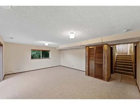 795 14th Avenue Coos Bay OR 97420